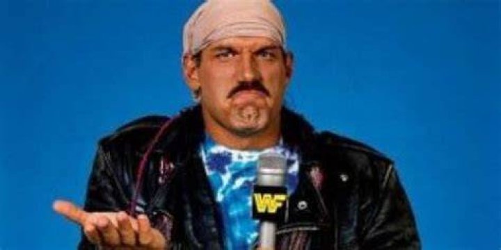 Jesse Ventura shrugging.