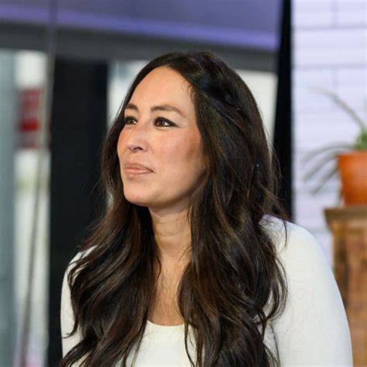 Joanna Gaines Shares First Video of 1YearOld Crew Walking