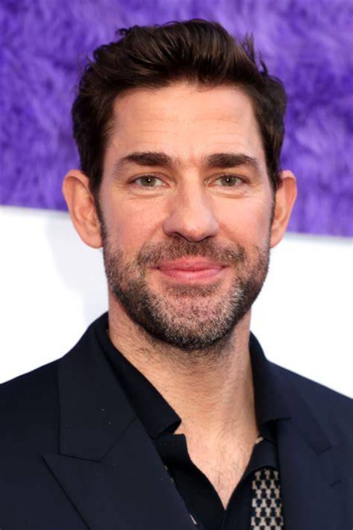 John Krasinski's Shirtless Body in 13 Hours Is Just Perfection E! News