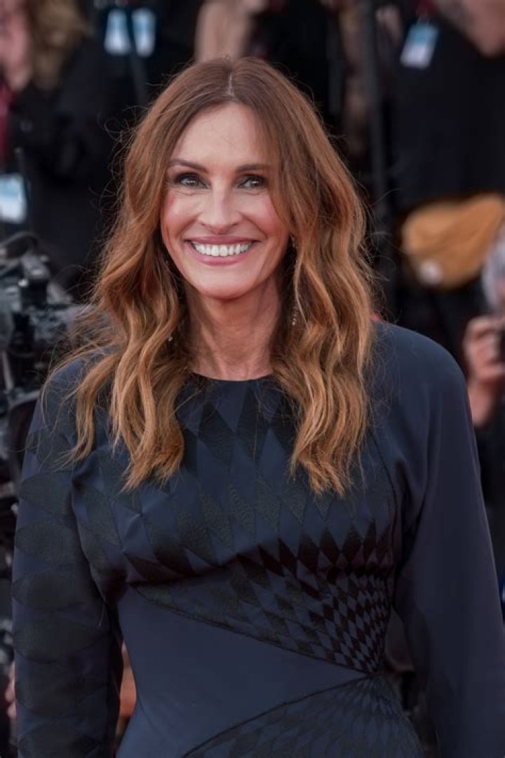Julia Roberts as Ayesha in Guardians of the Galaxy 3 [2023] alternate cast