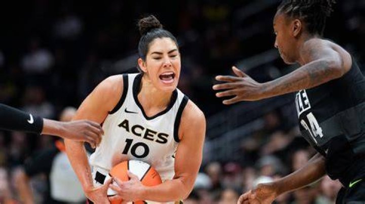 Kelsey Plum Bio [2024 Update] Husband & Net Worth Players Bio