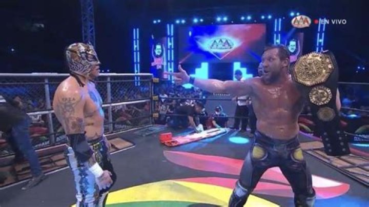 Kenny Omega Vs Rey Fenix