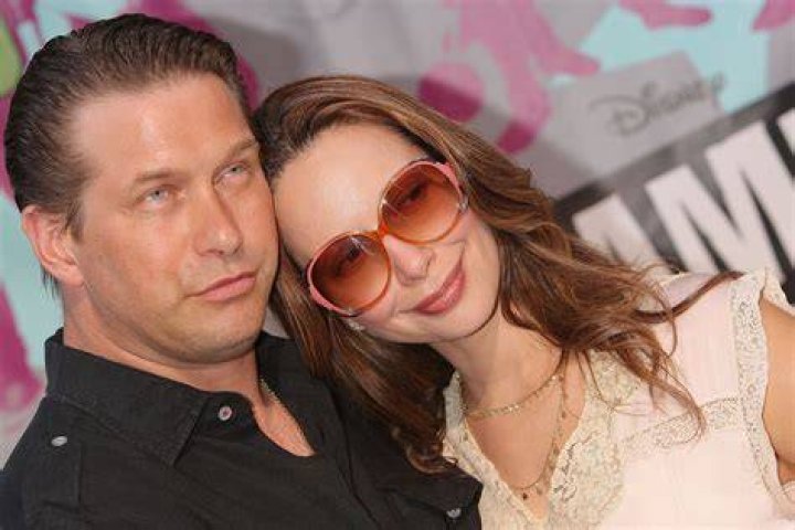 Kennya Baldwin, Stephen Baldwin's Wife 5 Fast Facts