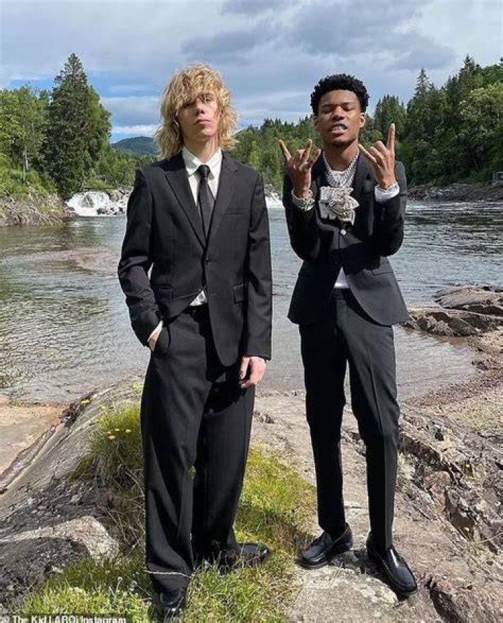 Kid Laroi Height How Tall is The Australian Rapper? Hood MWR