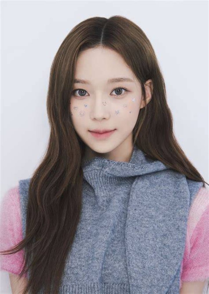 Kim Min-jeong Fan Casting