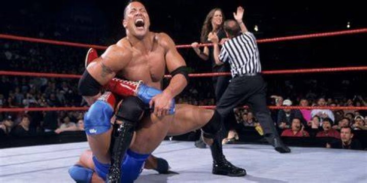 Kurt Angle v Rock No Way Out 2001 Cropped