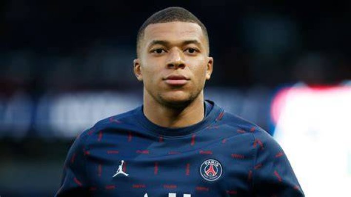 Kylian Mbappe's wonderkid brother Ethan, 15, signs threeyear PSG