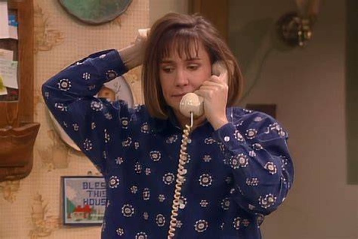 Laurie Metcalf as Olive Kitteridge in Olive Kitteridge 