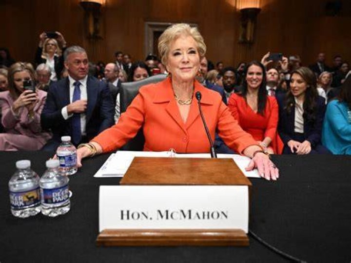 Linda McMahon & 8 Other People You Forgot That Stone Cold Gave A Stunner To
