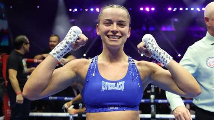 “Looks Like She’s Never Laced Up a Pair of Gloves Before”: Skye Nicolson Rips
Apart Amanda Serrano for Flexing a Sparring KO Video