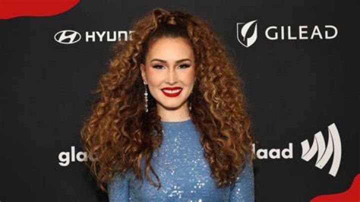 Loren Allred A Glimpse Into Her Life And Love