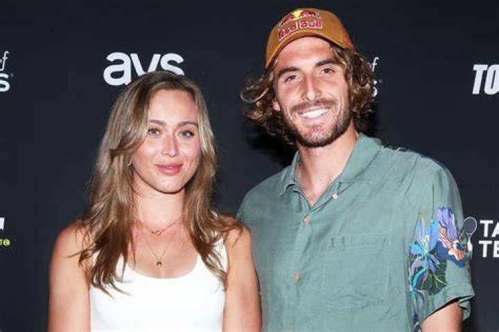 Love Birds Paula Badosa and Stefanos Tsitsipas Raise Wimbledon Doubles
Speculation as They Hit the Courts Together Days After Relationship Announcement