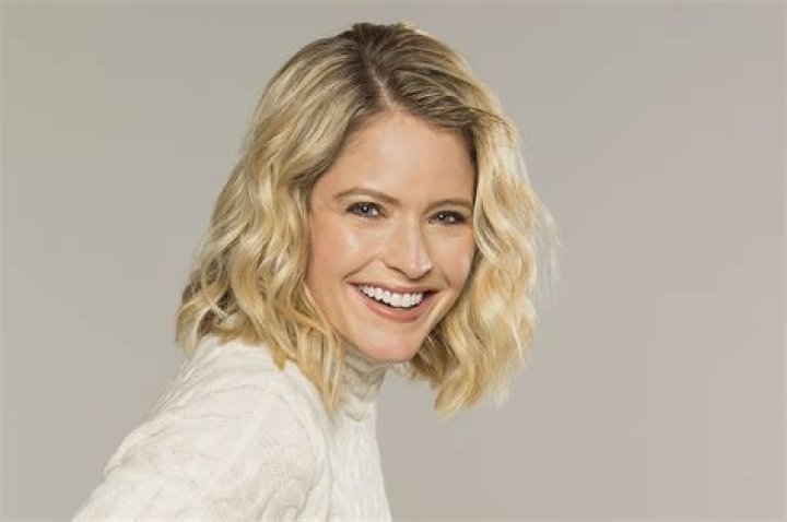 &lsquo;The View&rsquo; confirms Sara Haines will return to show for Season 24