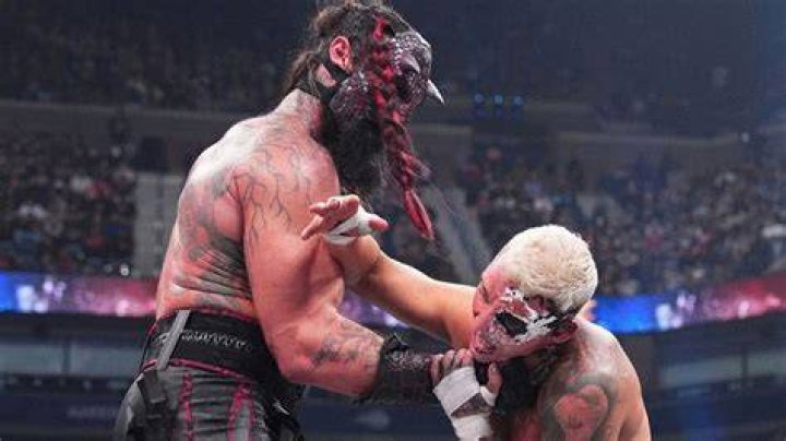 Luchasaurus defeats Darby Allin 