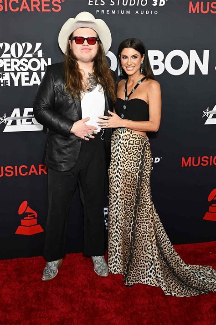 MARCUS KING, BRILEY HUSSEY Celeb Secrets