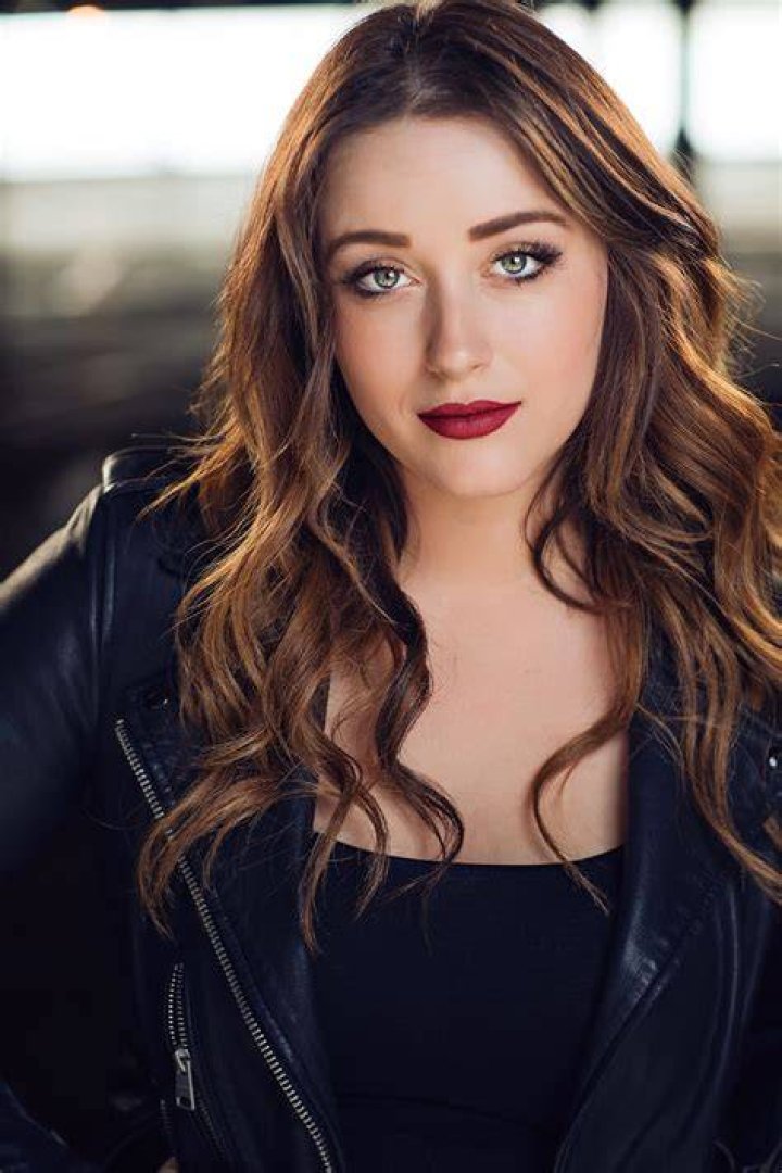 Mariah Rose Faith as Samantha Stephens in Bewitched: StarKid Edition