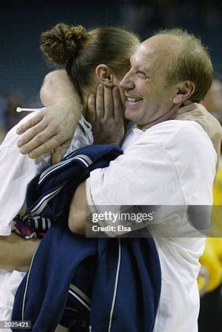 Mario Taurasi hugs his daughter Diana Taurasi of the University of