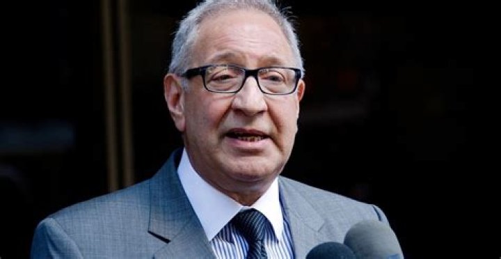 Mark Geragos Net worth, Age BioWiki, Wife, Weight, Kids 2024 The