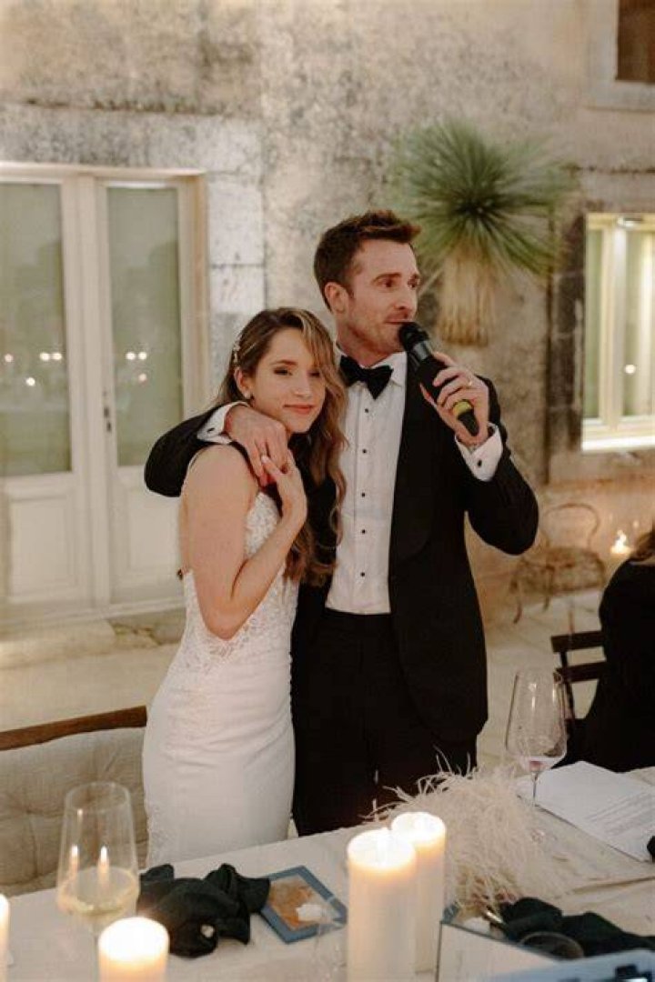 Matthew And Audrey Le Strat Hussey Age Difference: A Deep Dive Into Their Relationship