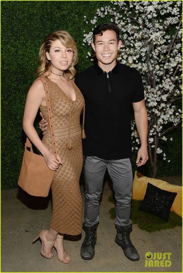 Mccurdy Hawaii Tmz verbneanested treasures