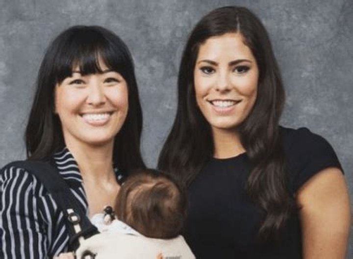 Meet Kelsey Plum Sister Kaitlyn And Lauren, Siblings
