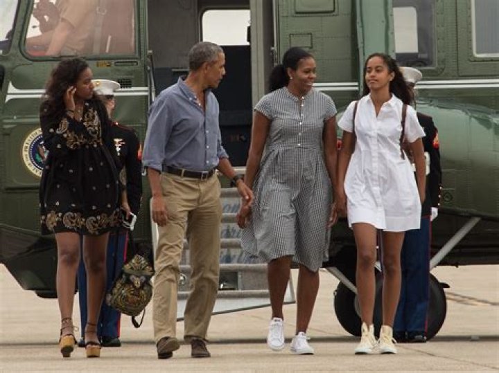 Meet The Obama Sisters: A Look At Barack Obama's Daughters' Ages And Accomplishments