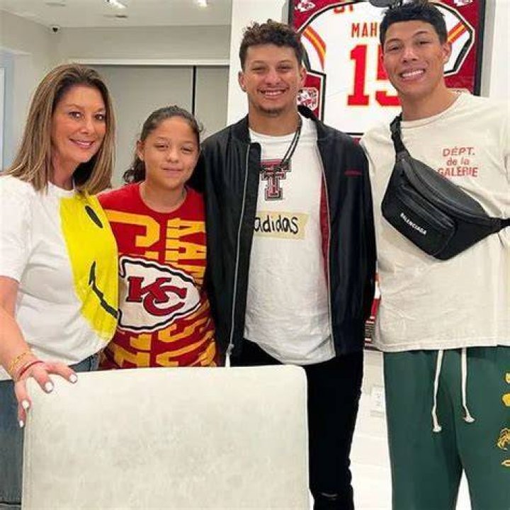 Mia Mahomes Rocks the Basketball Court After Matching Brother Patrick Mahomes’
‘PRIME’ Endorsement