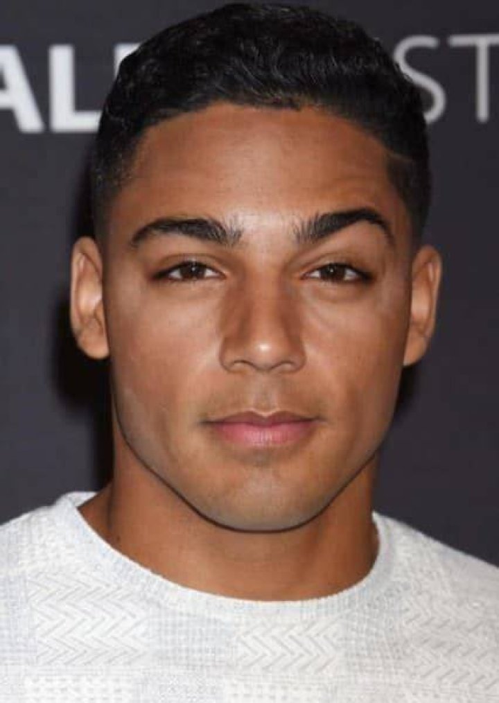 Michael Evans Behling Fan Casting