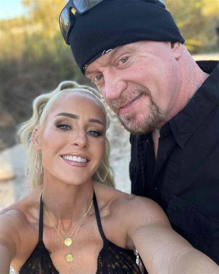 Michelle McCool Loves Life Cropped
