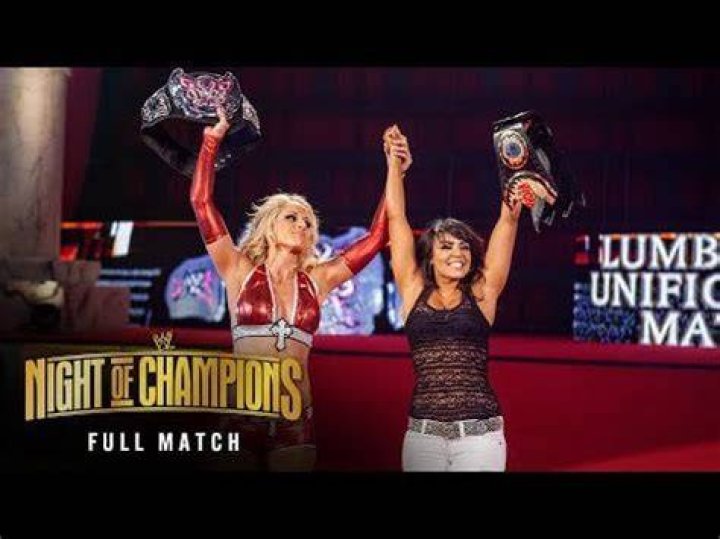 Michelle McCool v Melina Night of Champions 2010 Cropped