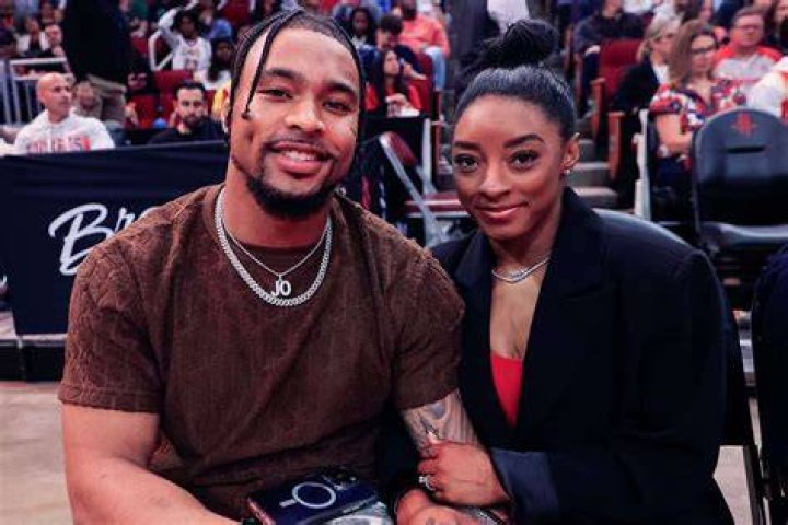 “More Than Me”: Jonathan Owens Unveils Simone Biles’ Deep Connection With
Another in Heartfelt Update