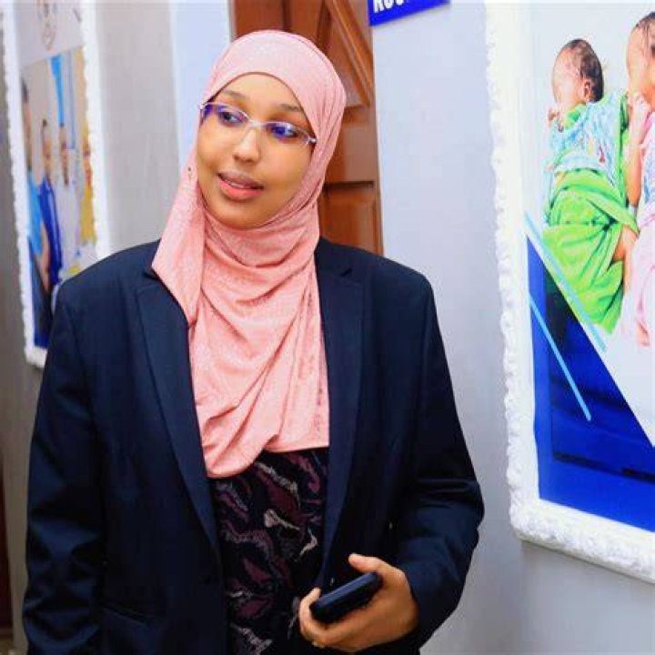 Muna Hussein: A Rising Star In The World Of Entertainment