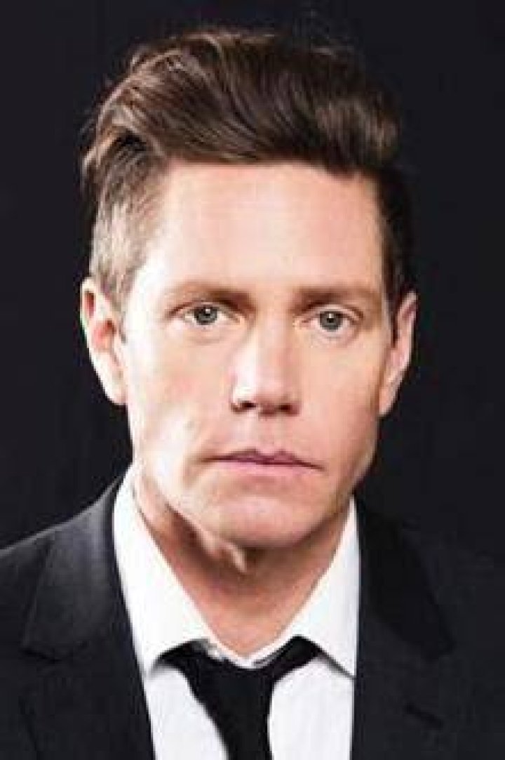 Nathan Page's Choreographer Wife Blissful Married Life, Family of Four