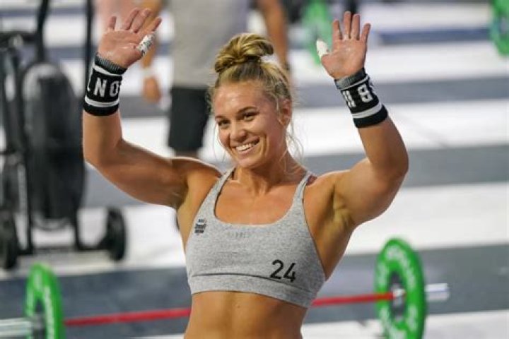 Newly Crowned Fittest Woman on Earth Inspired a CrossFit Athlete With Her Bold
Confession: “Don’t Wanna Look Like Barbie”
