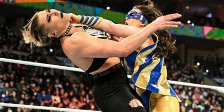 Nikki ASH Heel Turn