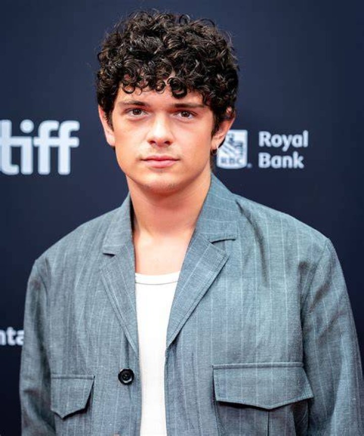 Noah Jupe as Fred Bugg in Young Justice