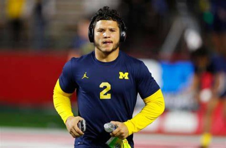 Offensive MVP Blake Corum Issues 3 Word Message to Cap Off Michigan’s Perfect
Season After Washington Win
