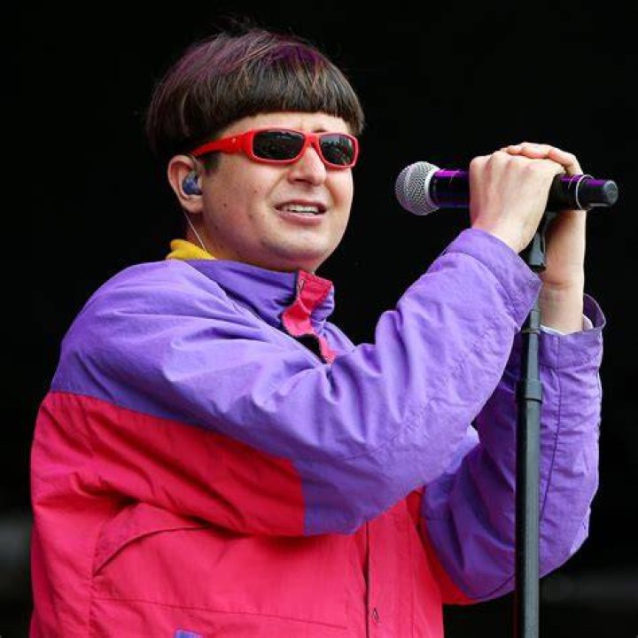 Oliver Tree Gathers 'Underrated' Artists for His Quarantine Playlist