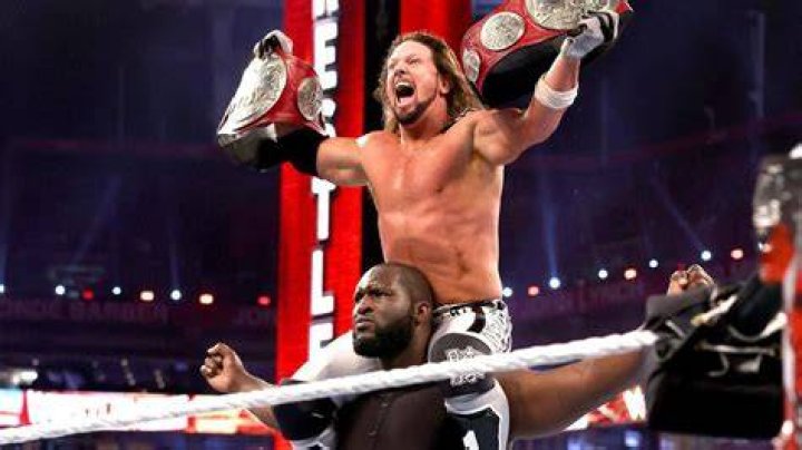Omos and AJ Styles on WWE Raw