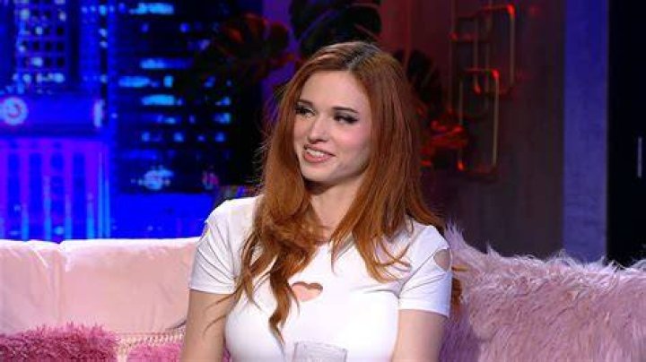 “OnlyFans Is Way More Lucrative Than…” – Hot Tub Streamer Amouranth Reveals How
Much She Earned in 2022 From OnlyFans and Her Business Ventures