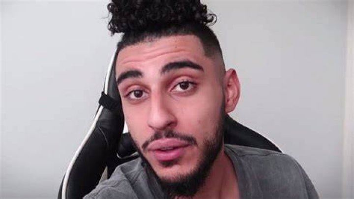 “Other People Are Gonna Wanna Kill Me” -Faze Clan Rain Takes to Instagram Making
a Bold Claim About Some ‘Confidential Information’