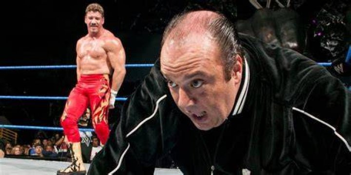 Paul Heyman v Eddie Guerrero SmackDown March 4, 2004 Cropped