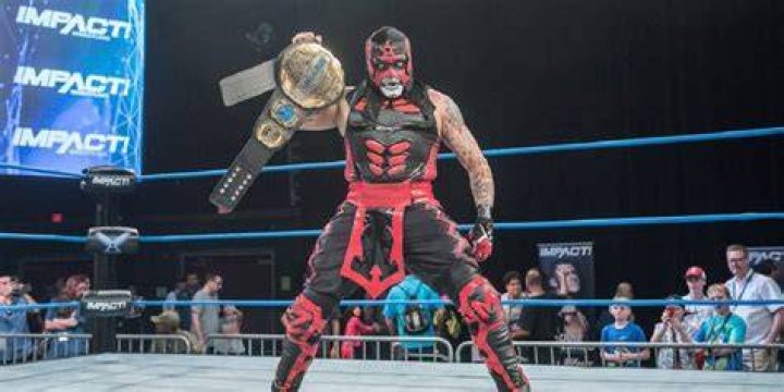 pentagon tna champ