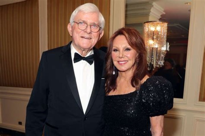 Phil Donahue And Alzheimer's: A Deep Dive Into His Journey