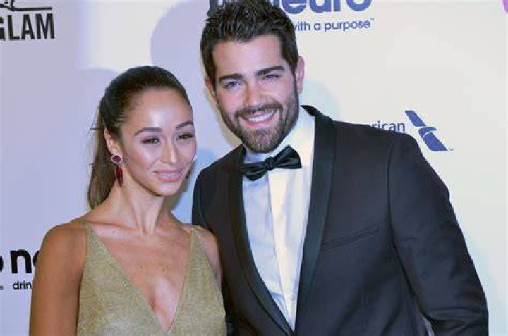 Photo jesse metcalfe is engaged to cara santana 07 Photo 3735356