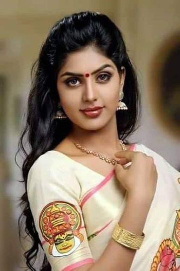 Photos of Navami Gayak on myCast