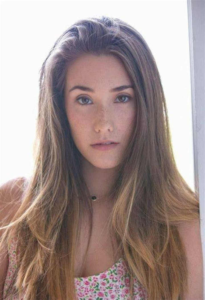 Pin on Eva Lovia