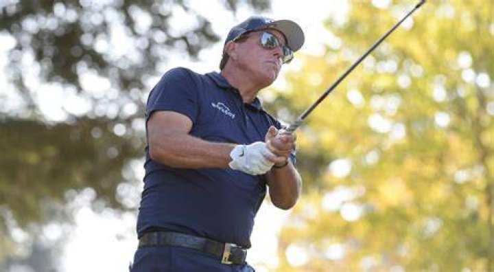 ‘Pretty Epic’: An Unbelievable Story of How Phil Mickelson Made $1M in Less Than
3 Hours