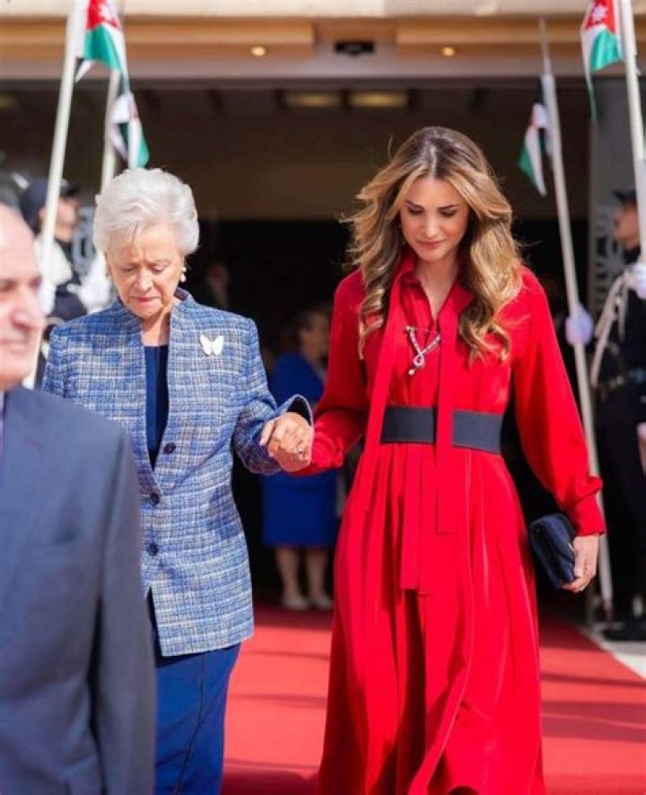 Princess Muna alHussein of Jordan Unofficial Royalty