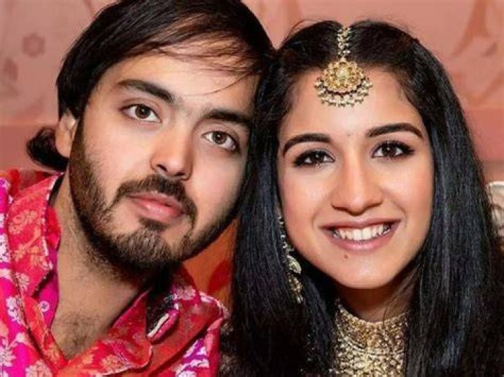 Radhika Merchant Wiki, Age, Height, Husband, Family, Biography & More